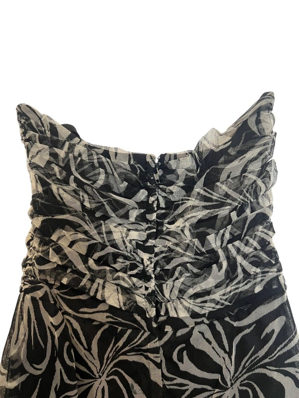 BCBG Max Azria Black & Gray Floral Strapless Dress Size 6 Polyester Made In USA - Picture 3 of 6